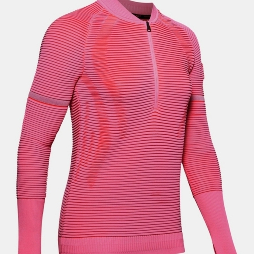 Under Armour top‎
